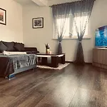 Apartment Gule