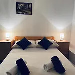 Gule Apartment Slatine