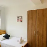 Gule Apartment Slatine
