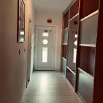 Apartment Gule *