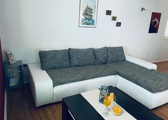 Gule Apartment *