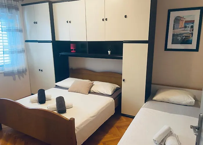 Gule Apartment