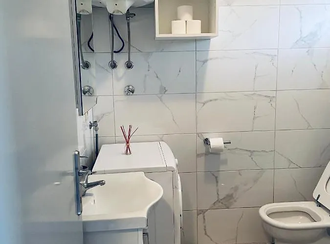 Gule Apartment