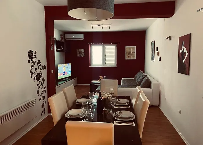 Gule Apartment Slatine